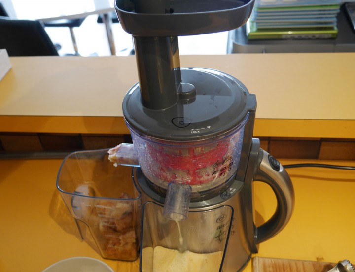 Review Sunbeam Slow Juicer (JE9000)