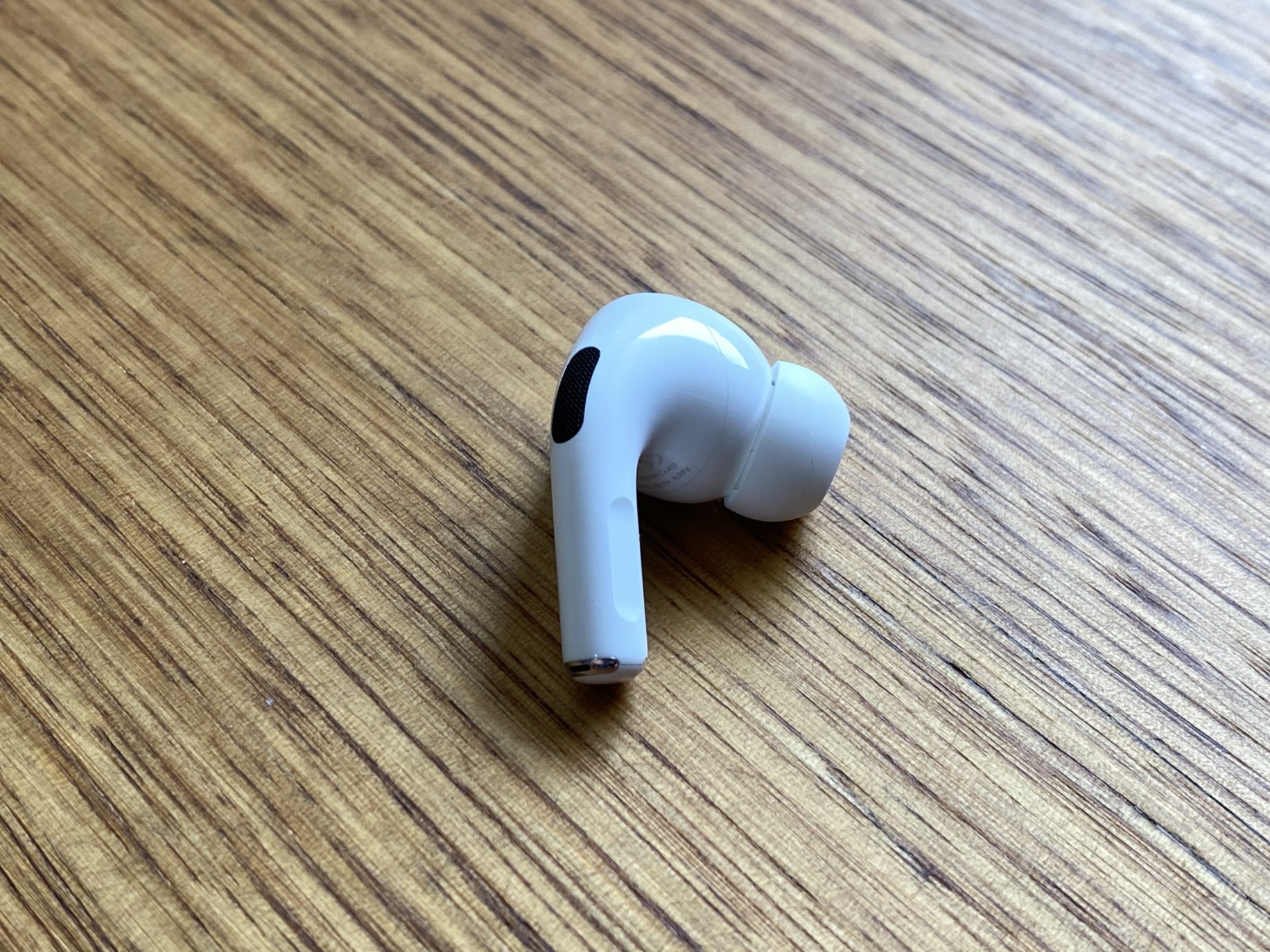 Review Apple AirPods Pro with Active Noise Cancelling