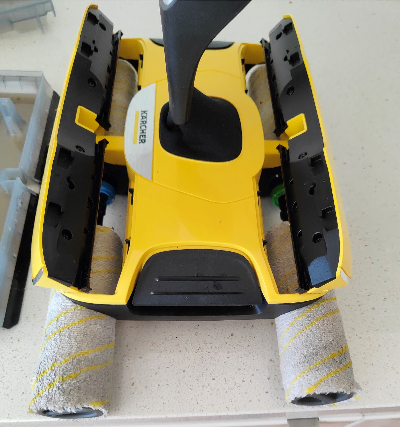 Karcher FC 7 cordless mop cleans like no other (review) GadgetGuy