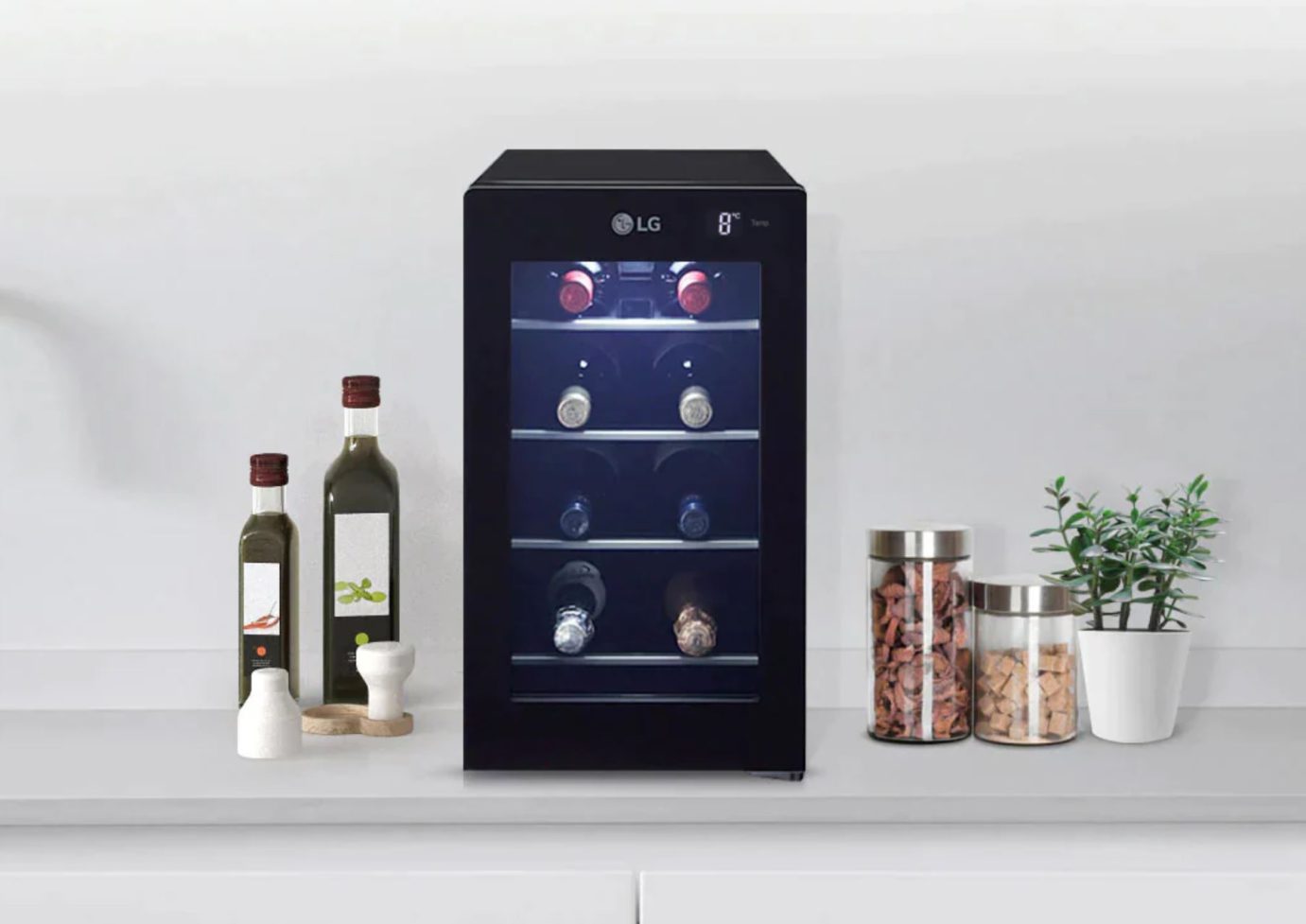 LG 8 bottle Mini wine fridge an entertainers necessity