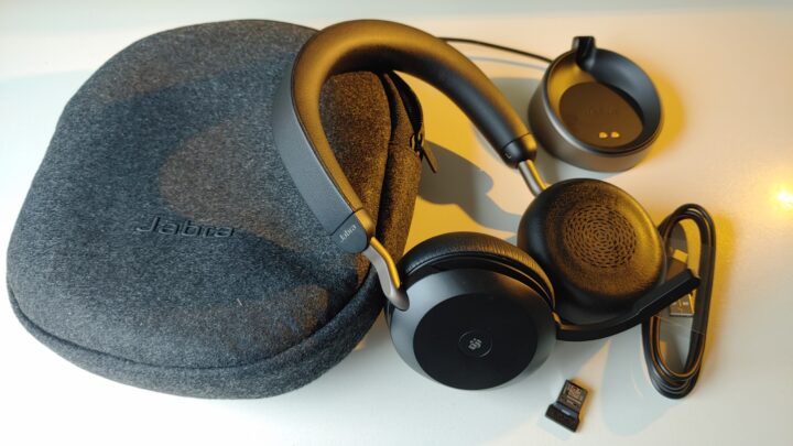 Jabra Evolve2 75 headphones for business and pleasure review