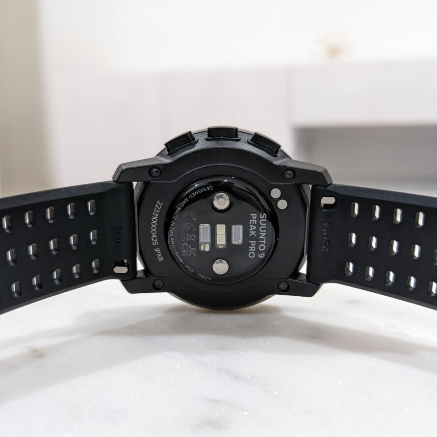 Suunto 9 Peak Pro: timeless style, endless battery (review)
