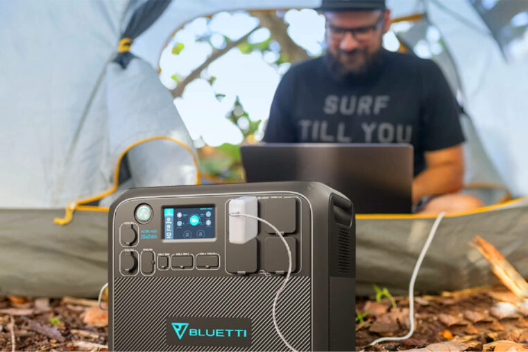 Bluetti AC200Max expandable power station review
