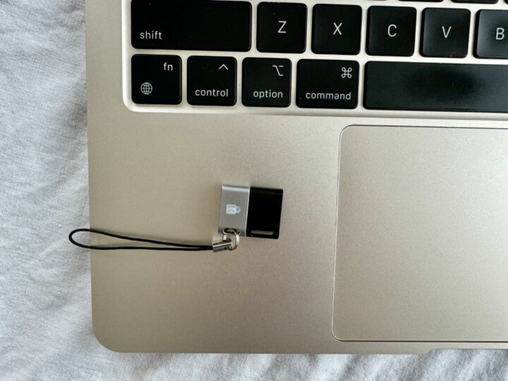 Kensington VeriMark Guard USB-C on MacBook