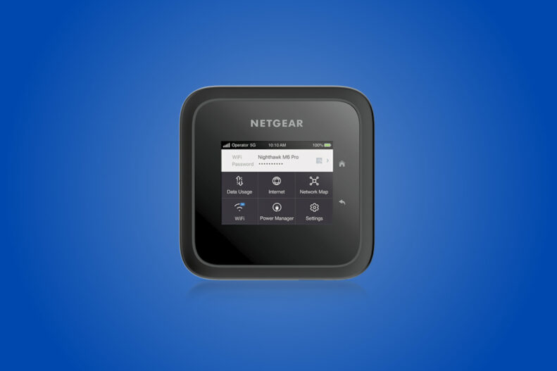 Netgear Nighthawk M6 Pro (MR6550) review on the go