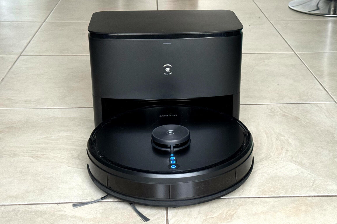 DJI Neo review A vlogging drone that puts you in the picture